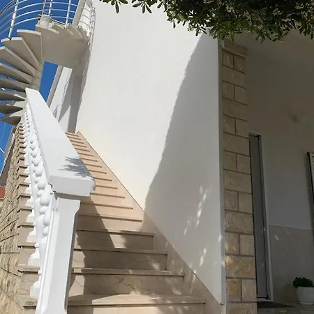 Magazin Apartment Vlasici