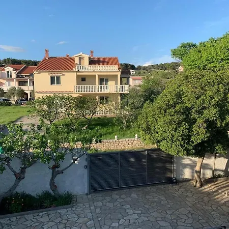 Apartment Magazin Vlasici