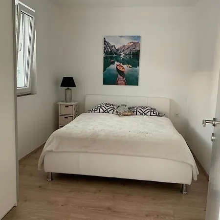 Apartment Magazin Vlasici